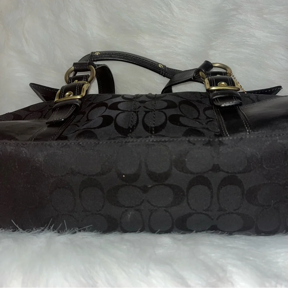 Coach Vintage Satchel With Gold Hardware - Picture 4 of 10